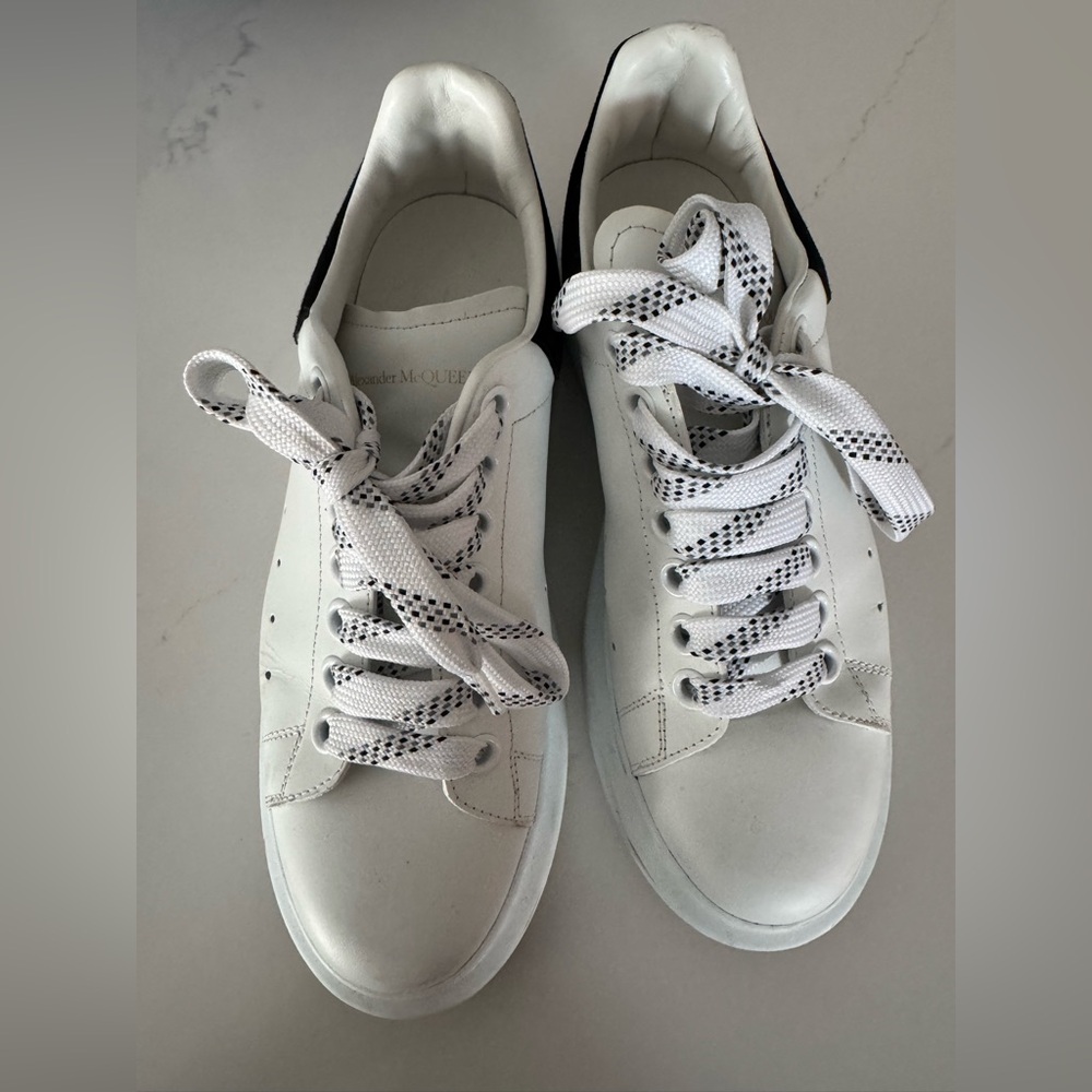 Alexander McQueen Oversized Sneaker Women’s 8